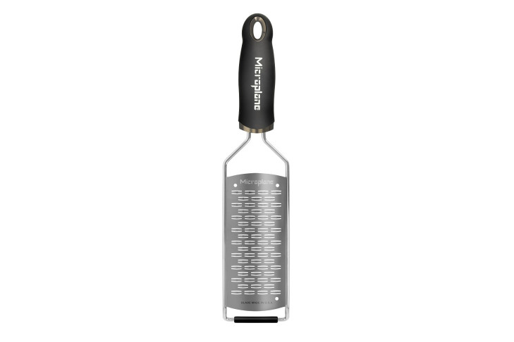 Microplane Reibe (2-Wege-Schneide) Gourmet Serie - 45002 Microplane Reibe (2-Wege-Schneide) Gourmet Serie - 45002